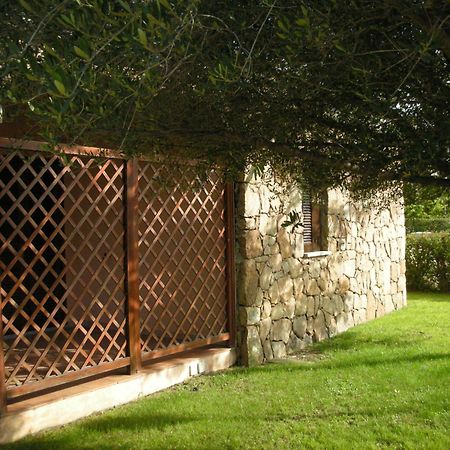 Case Vacanza Fenicotteri San Teodoro  Exterior foto