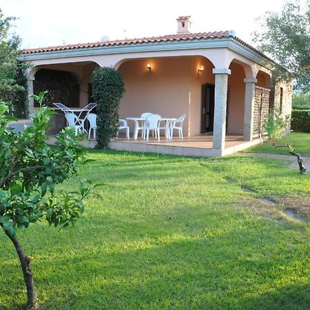 Case Vacanza Fenicotteri San Teodoro  Exterior foto