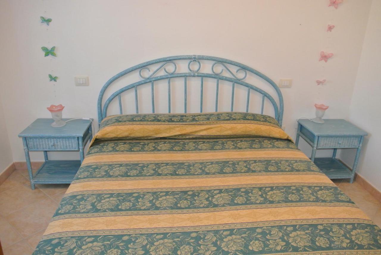 Case Vacanza Fenicotteri San Teodoro  Habitación foto
